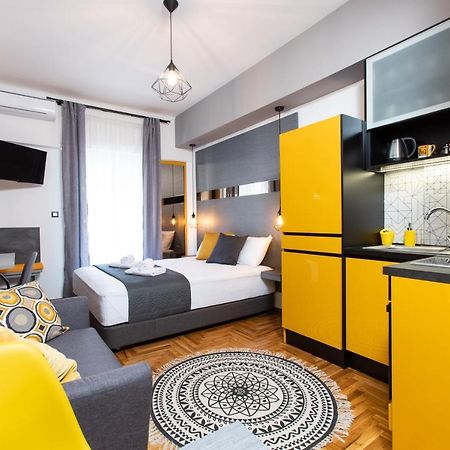 Downtown Luxury Boutique Suites : The Yellow Suite Saloniki Zewnętrze zdjęcie