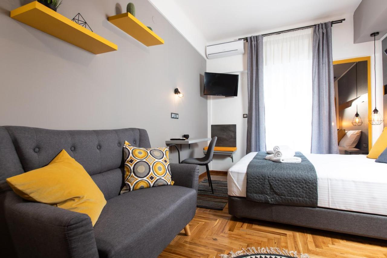 Downtown Luxury Boutique Suites : The Yellow Suite Saloniki Zewnętrze zdjęcie